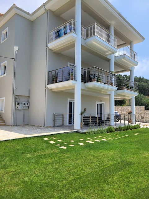 Top Airbnb: Thea Apartment in Δήμος Πάργας