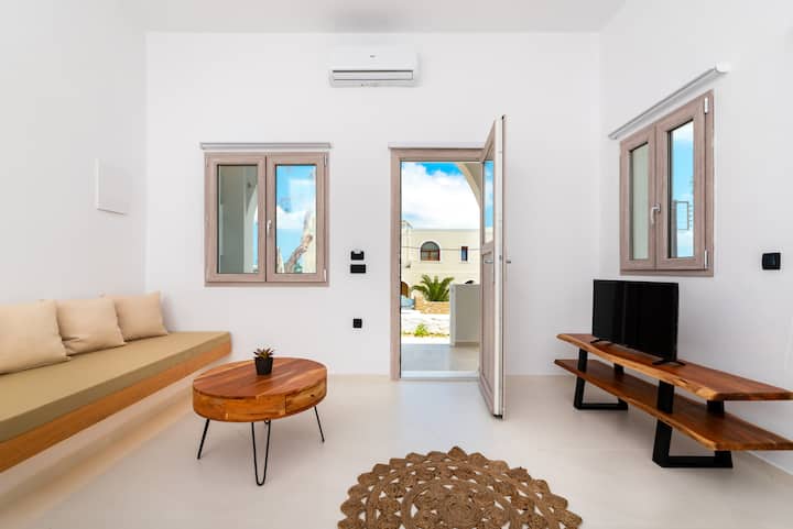 Elegant Suite By Centrio Fira Suites - Santorini