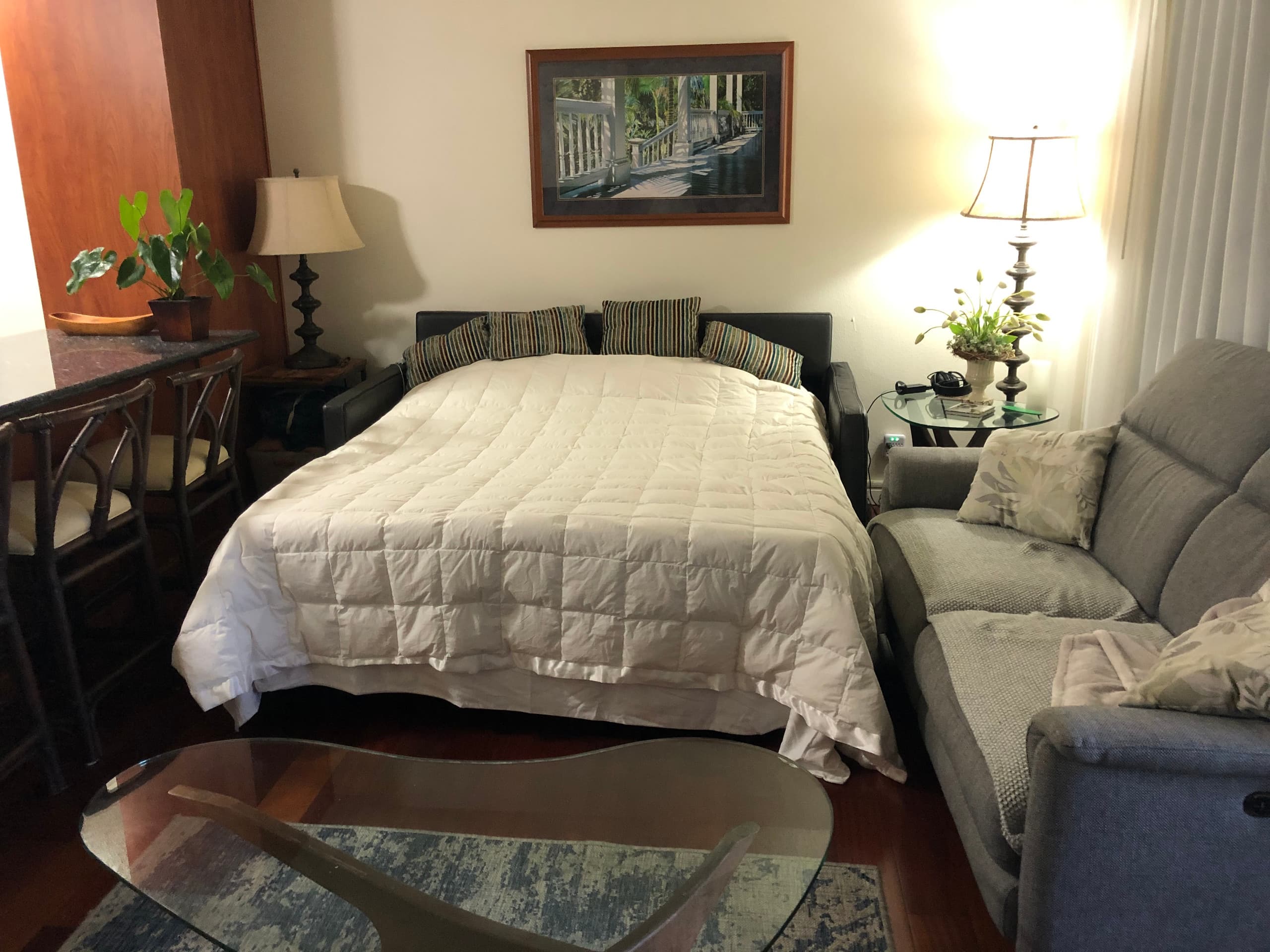 Condo in Honolulu · ★4.87 · 1 bedroom · 3 beds · 1 private bath - Image 41