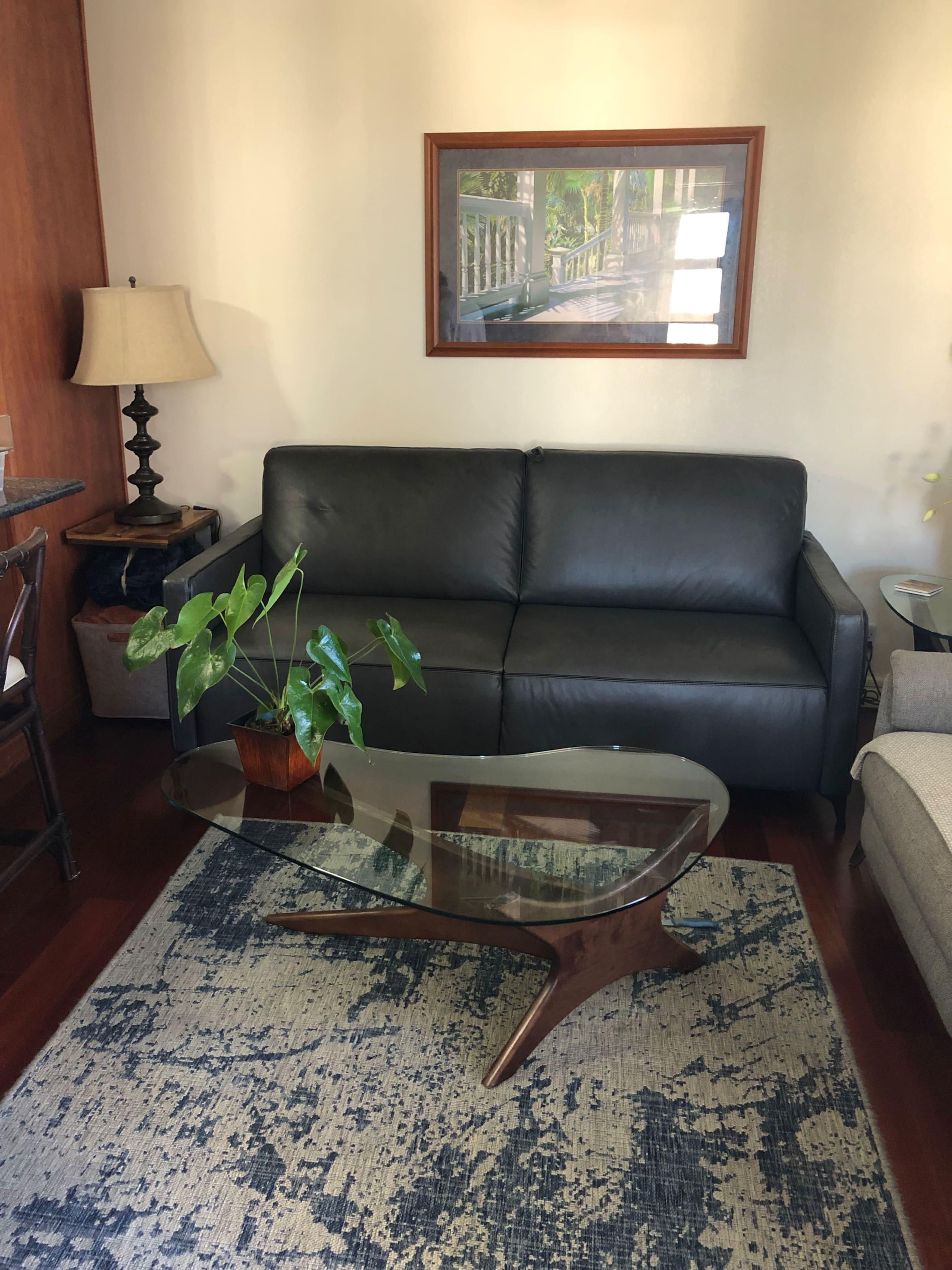 Condo in Honolulu · ★4.87 · 1 bedroom · 3 beds · 1 private bath - Image 2