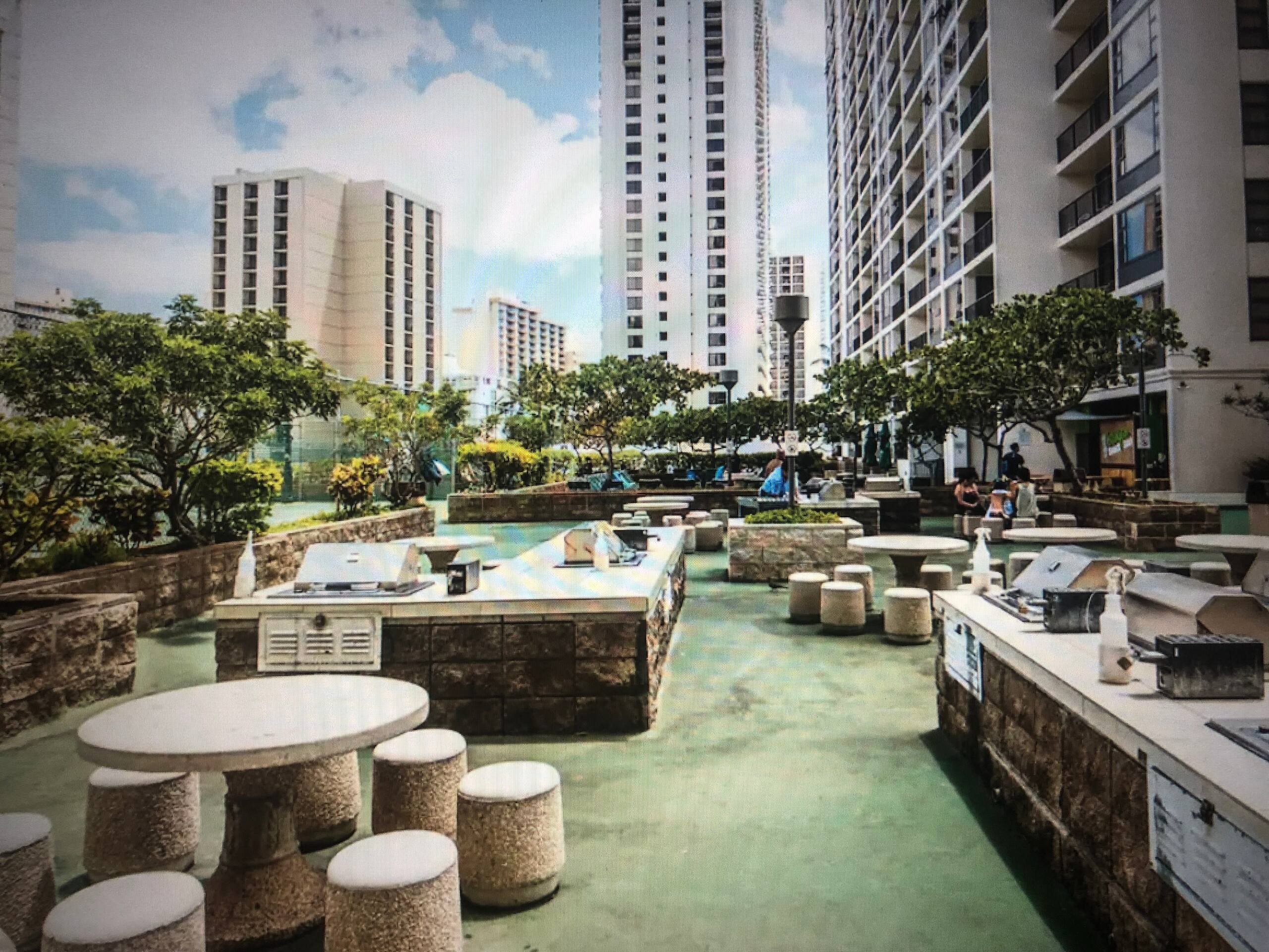 Condo in Honolulu · ★4.87 · 1 bedroom · 3 beds · 1 private bath - Image 47