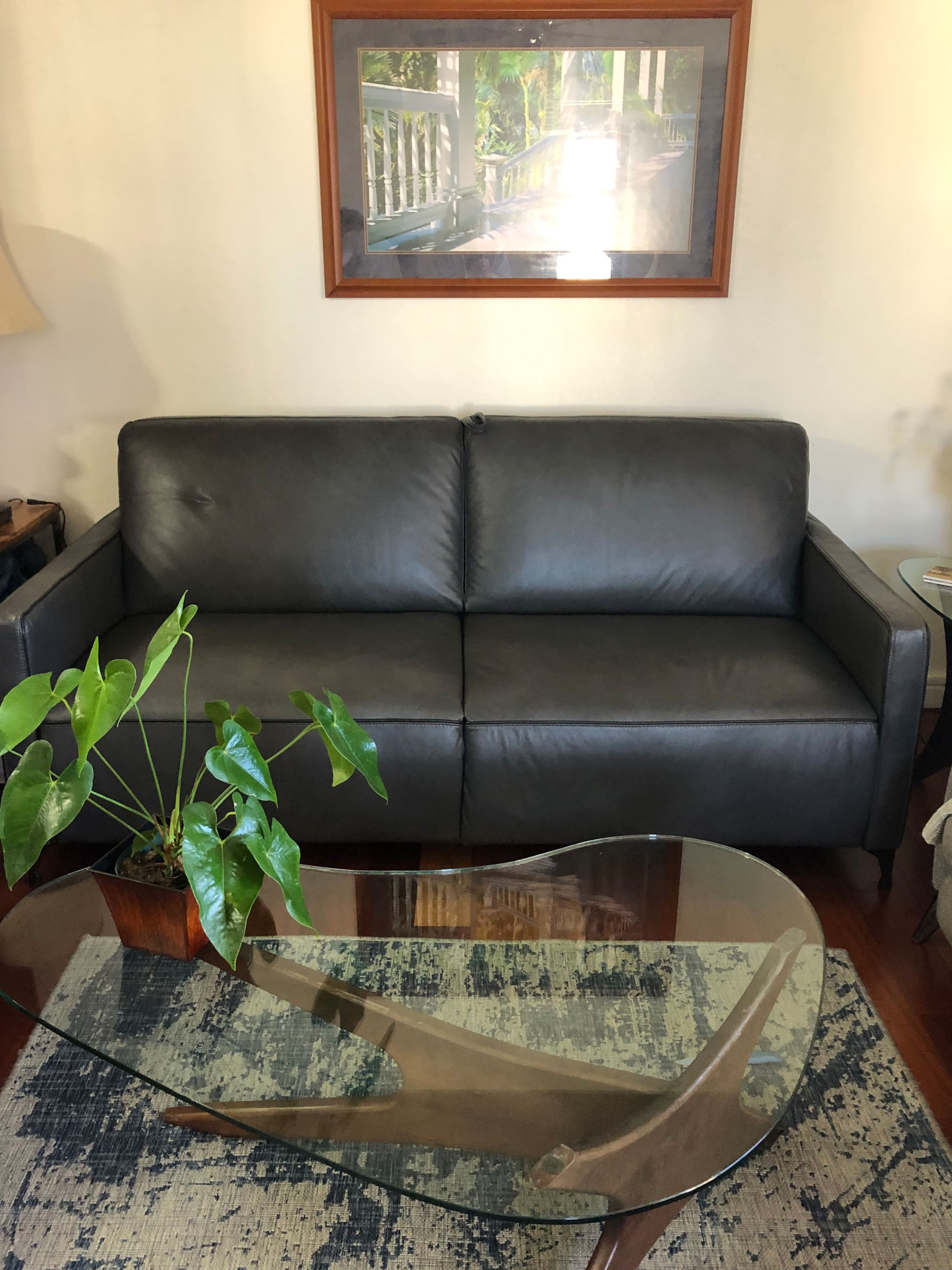 Condo in Honolulu · ★4.87 · 1 bedroom · 3 beds · 1 private bath - Image 8