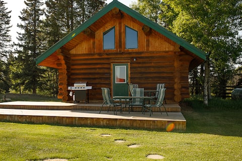 Relaxing Cabin Experience on Private Ranch (1)