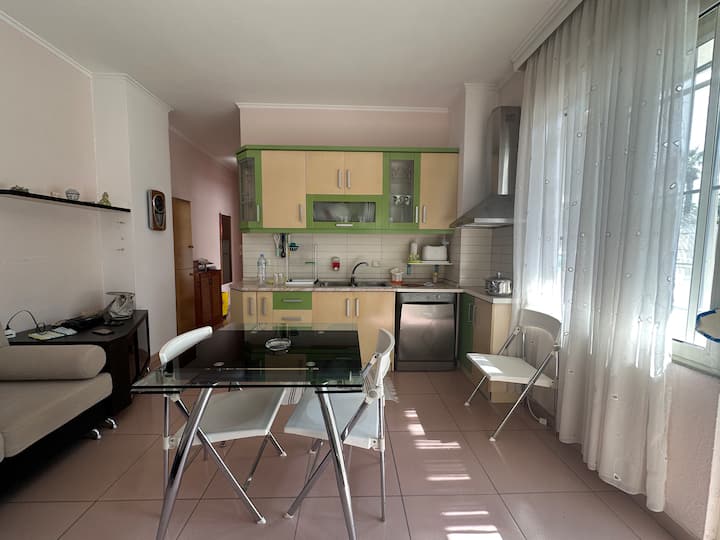 Ground Floor, Next To The Beach - Durrës