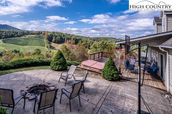 Mike's Mountain House - Houses for Rent in West Jefferson, North