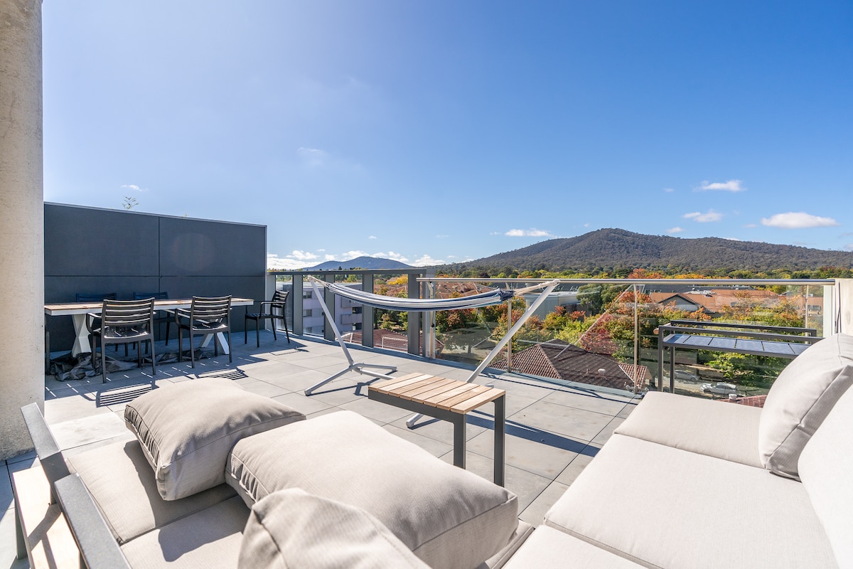 Photo inspiration: 2Br Penthouse W Breathtaking View Apartments For Rent In Braddon Photo Inspiration