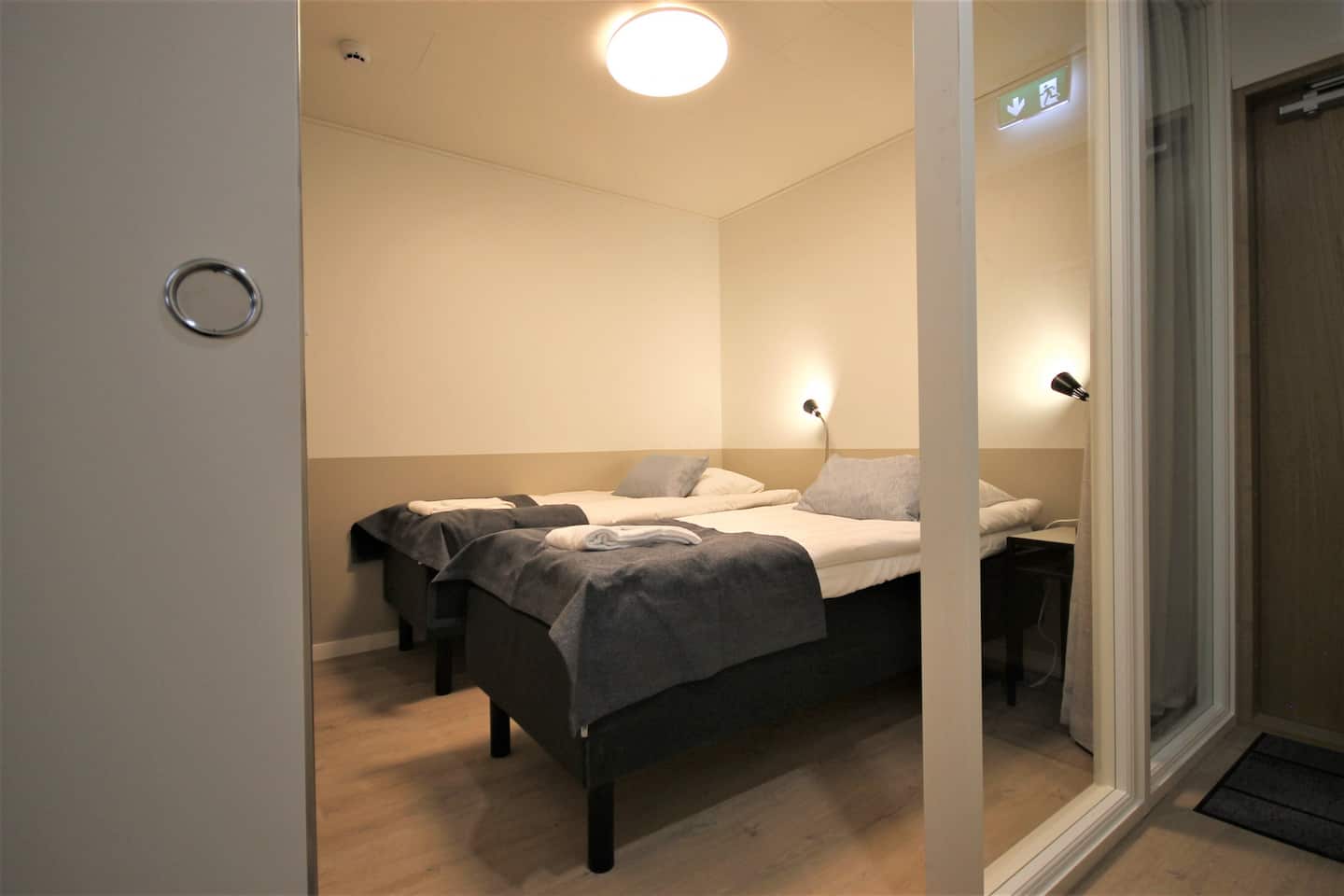 Two-bedroom Apartment For 4 2