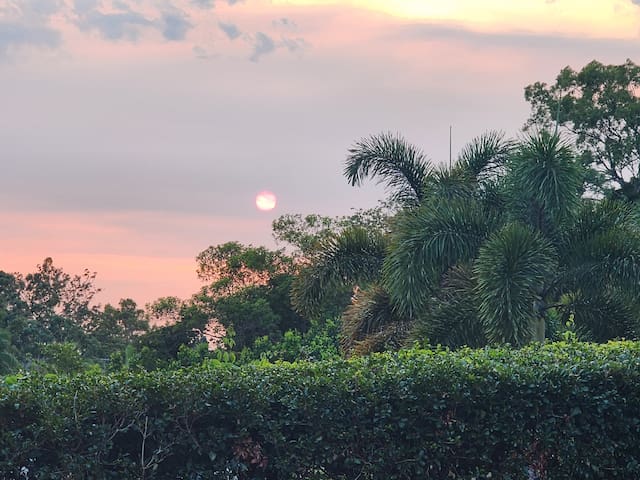 Family-Friendly Suburban Home gallery image 2