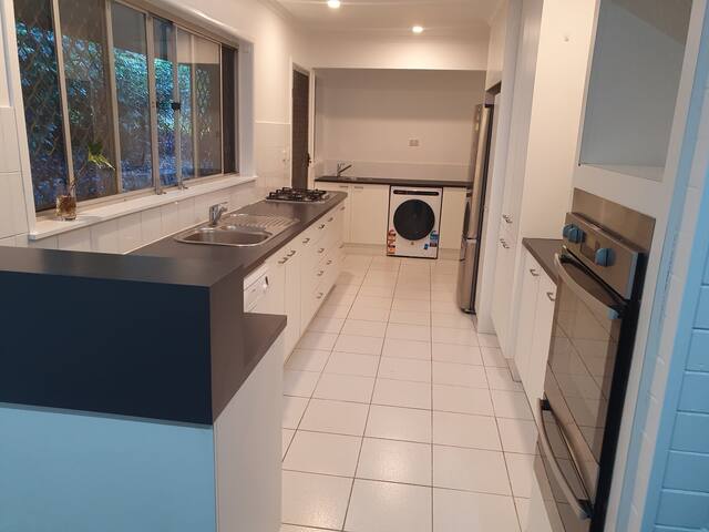 Family-Friendly Suburban Home gallery image 5