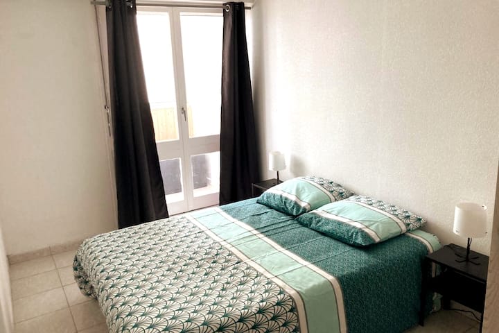 سرير 140×90
ملاءات عند الطلب