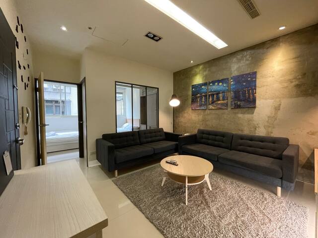 L76Zhongshan MRT#Ximen#3room 1-6pax#Monthly promo。 gallery image 2