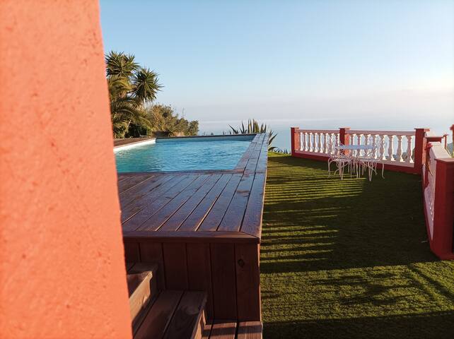 Très belle vue mer, calme. gallery image 5