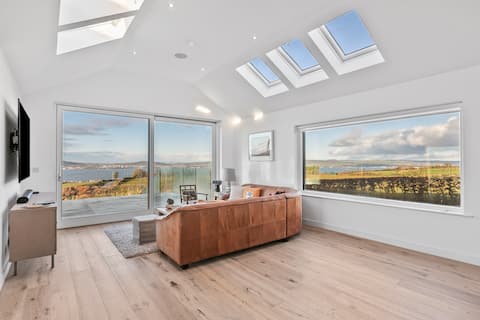 Holywood Hills - magnificent views