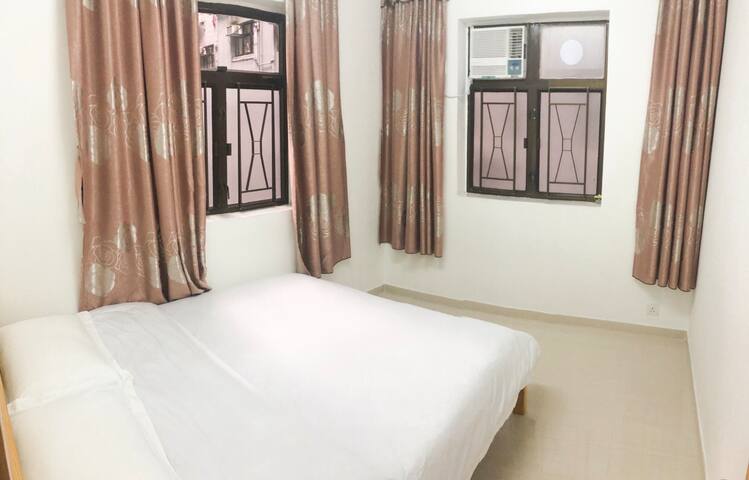 Modern 2BR Flat • 7 Pax • Heart of Tsim Sha Tsui gallery image 5