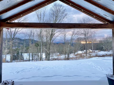 Contemporary Ascutney Cabin near Ski Areas