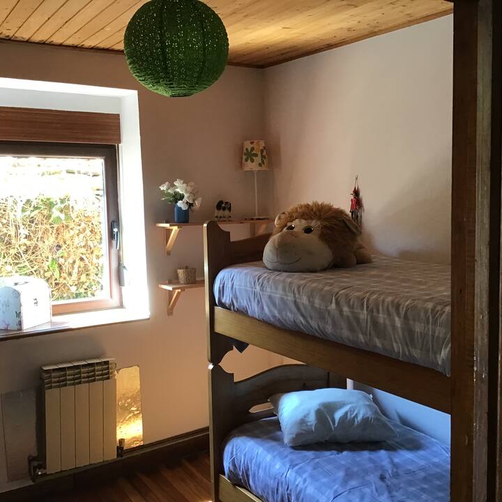 Spálňa 1: Spálňa s odnímateľnou poschodovou posteľou