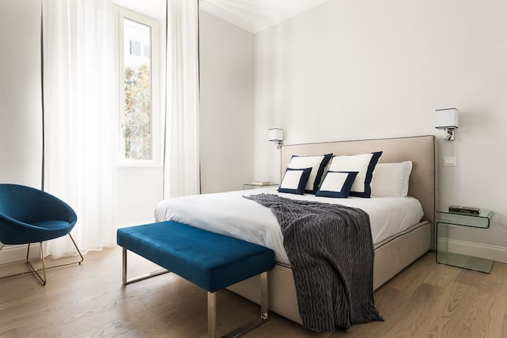 Idyllia | Elegant central flat