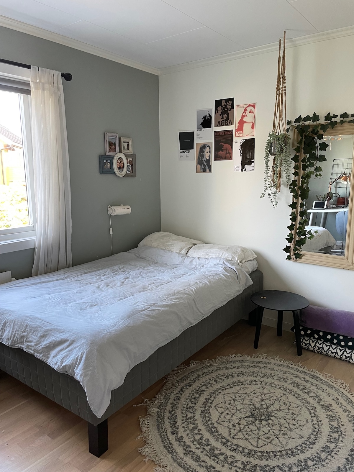 Dormitorio 3 con capacidad para 3
personas. Colchón en el piso adicional.