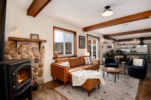 Cozy mountain escape