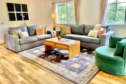 Top Airbnb: Wabi-Sabi house with a Spa near Yosemite/Bass Lake in Oakhurst