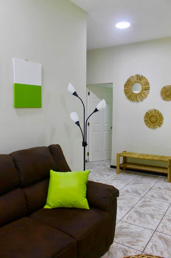 Private City RoomLaEscalon+AC Apartments for Rent in San Salvador