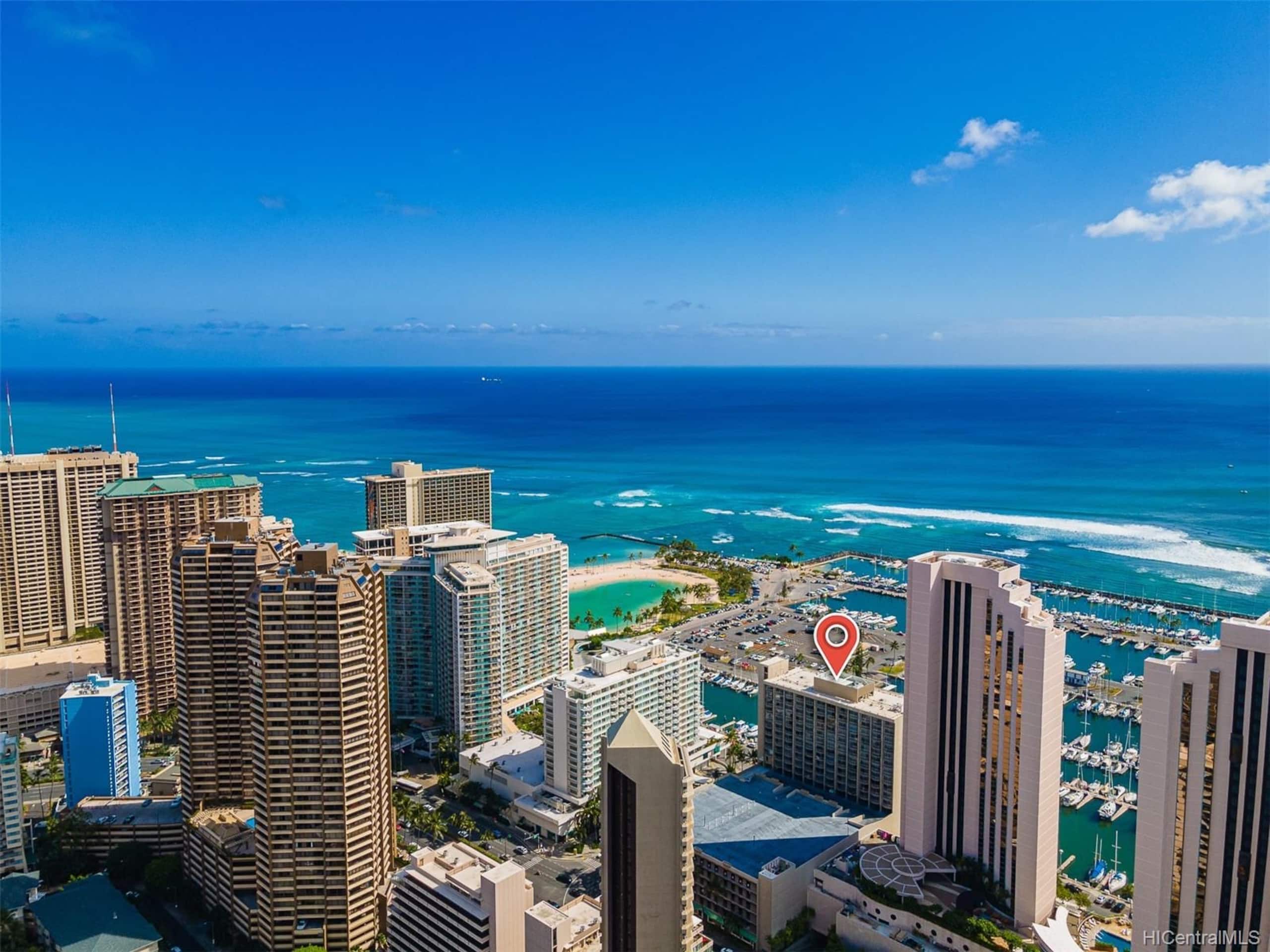 *Remodeled Oceanfront in Waikiki - Ilikai Marina - Image 39
