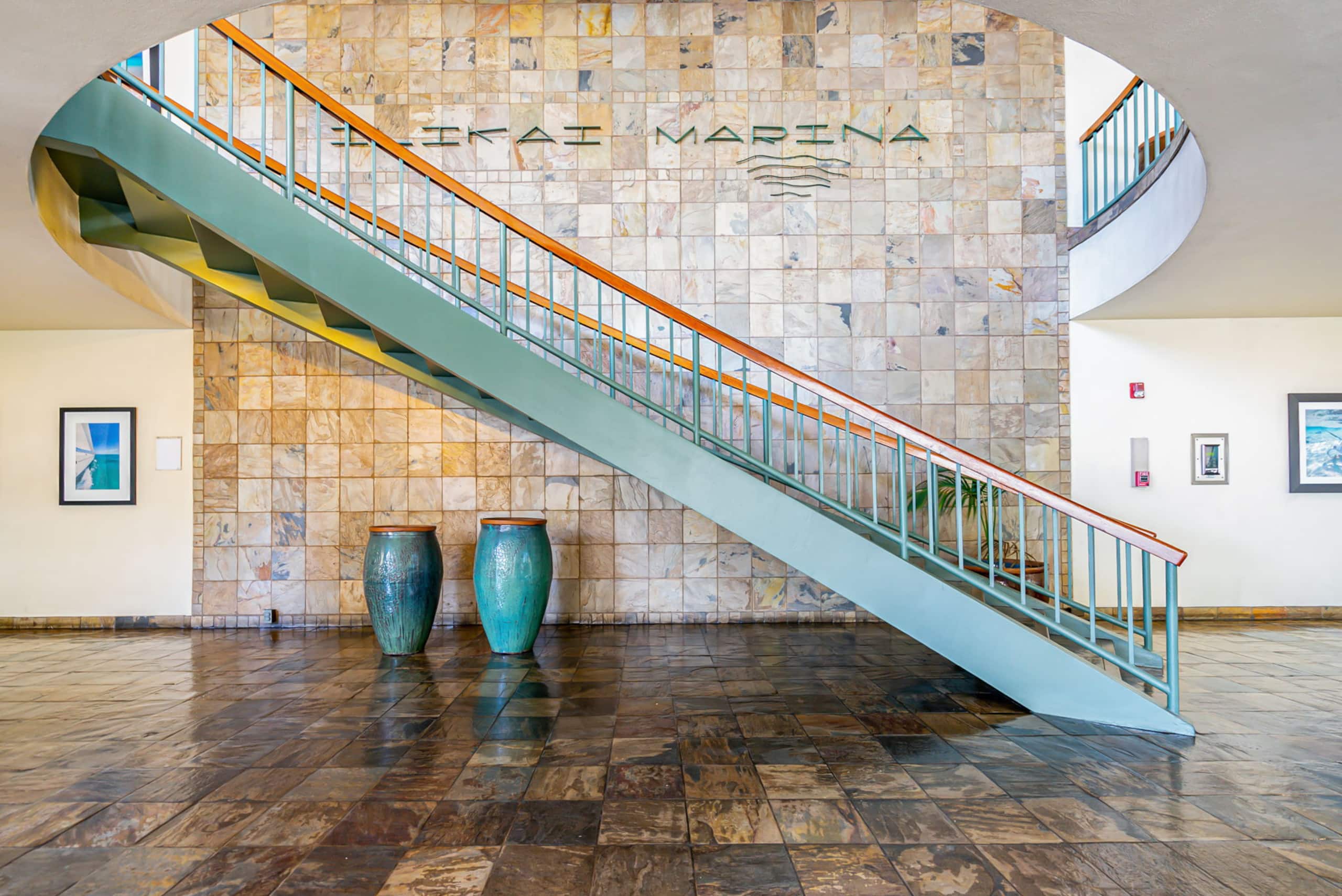*Remodeled Oceanfront in Waikiki - Ilikai Marina - Image 31