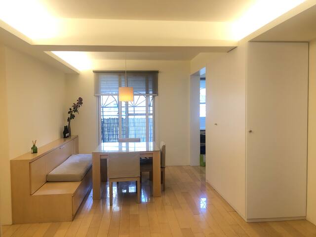 2 Min to MRT BL& BR lines, Elevator, 3BR 2BA, SOGO gallery image 2