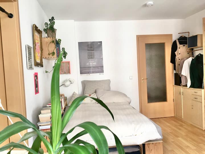Familienwohnung Mit Balkon - Leipzig