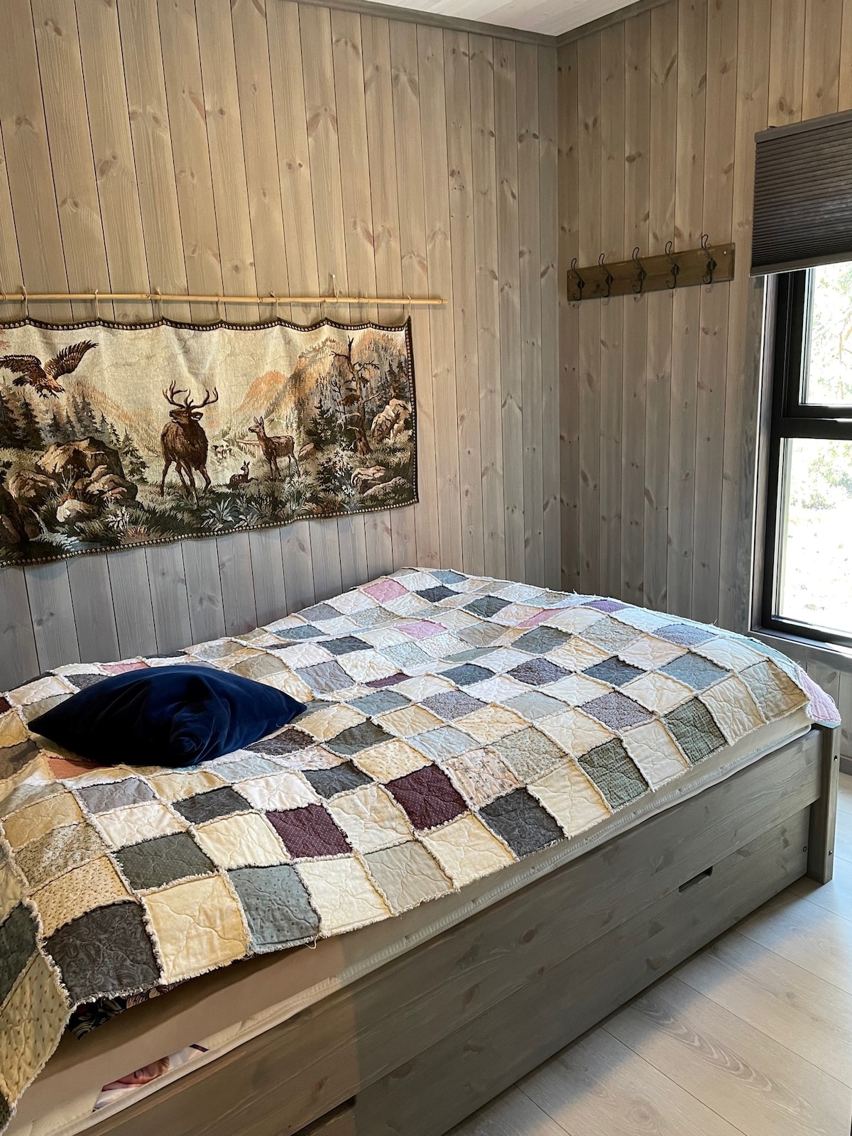 Soverom 1 - dobbeltseng (1.50 x 2 เมตร)