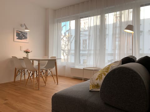 Top Airbnb: City-Center-Studio in Innere Stadt
