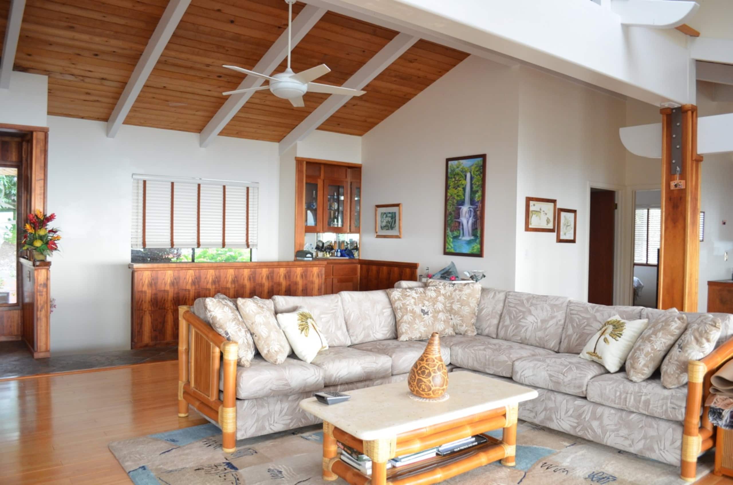 Home in Kailua-Kona · ★4.84 · 2 bedrooms · 5 beds · 2 baths - Image 3