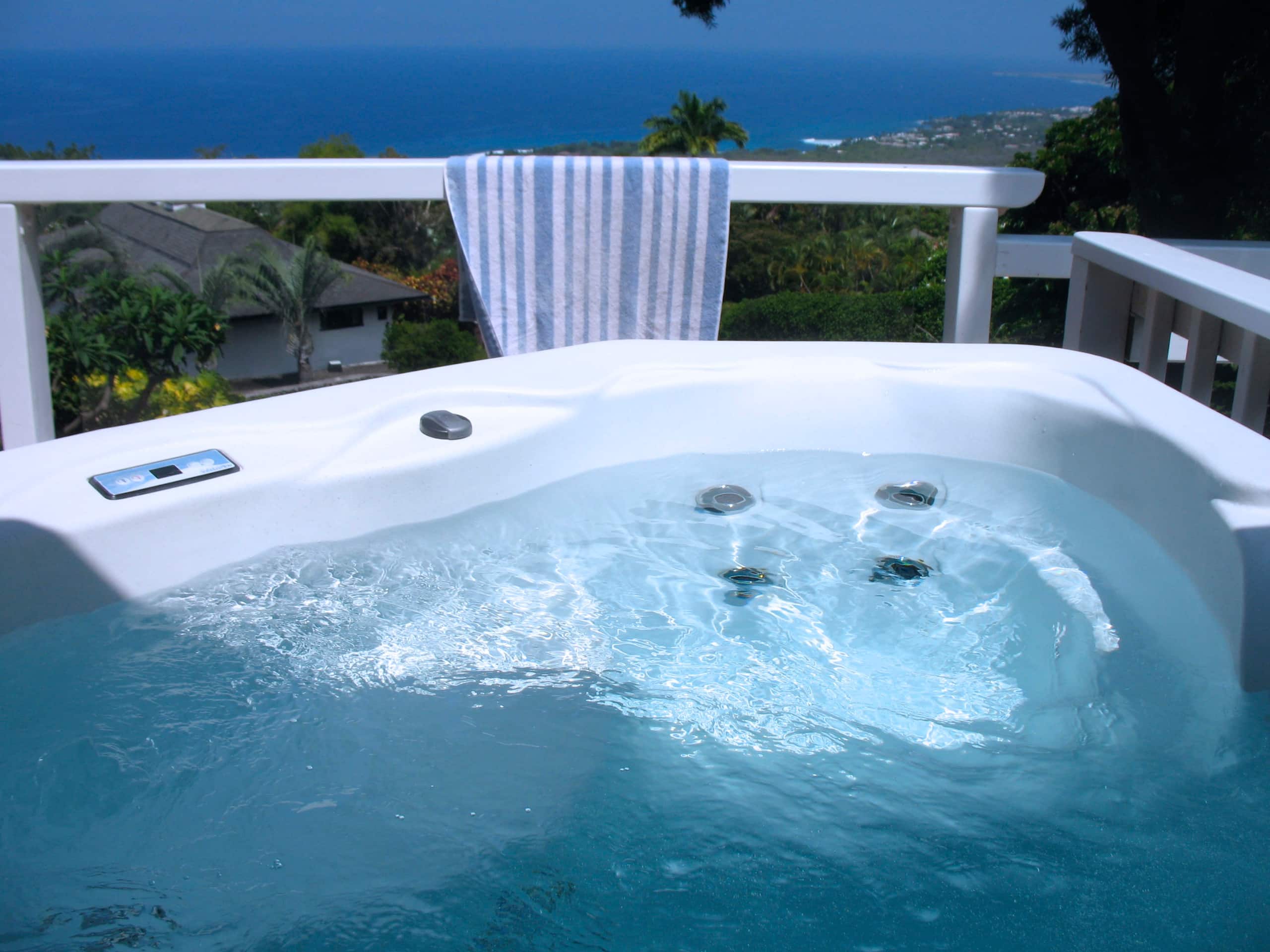 Home in Kailua-Kona · ★4.84 · 2 bedrooms · 5 beds · 2 baths - Image 19
