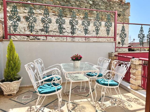 C.1 Elia Old_Town gallery image 2