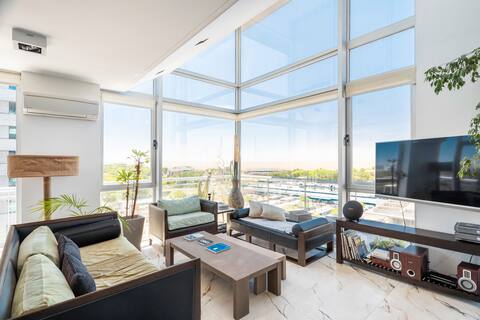 Amazing riverfront duplex
