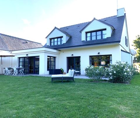 Île-aux-Moines, villa with sea access