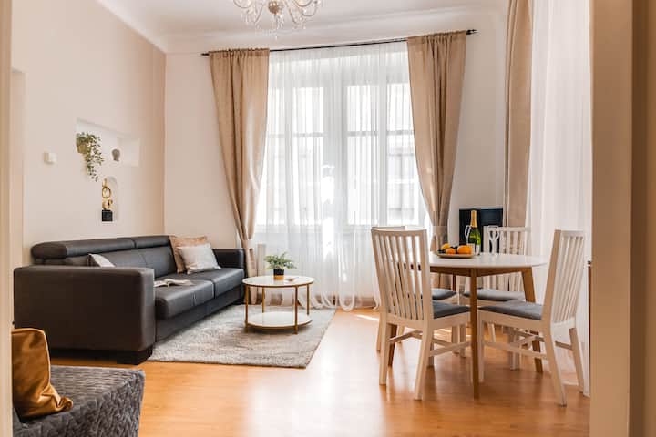 Royal Route Apartment Up To 6 Pl - Praga