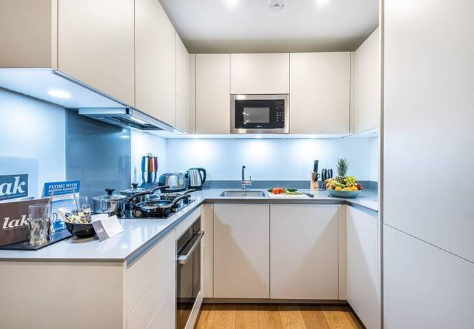 Cozy 2 bedroom 2 bedroom in Gloucester Road gallery image 3