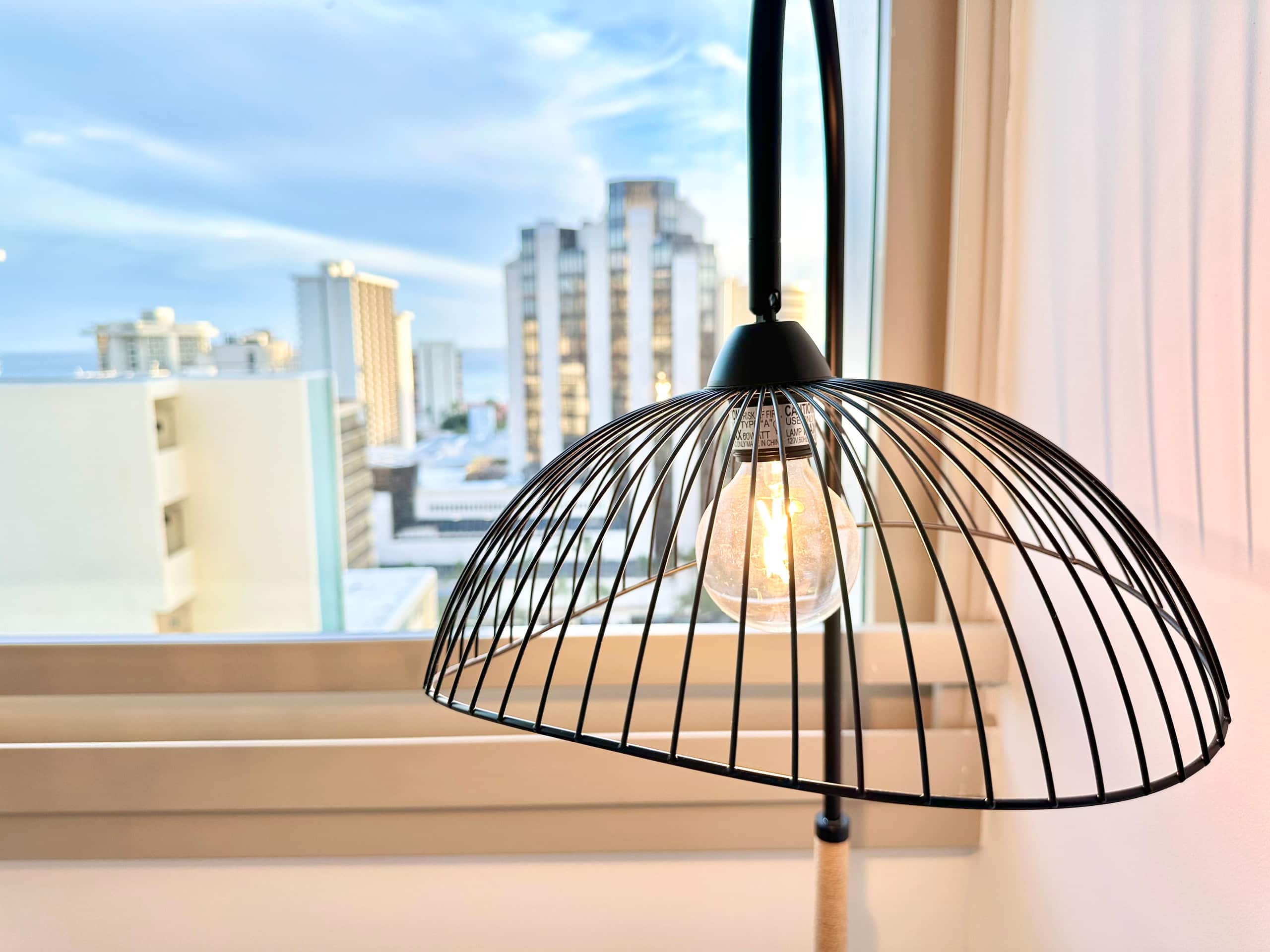 Oceanview Modern Gem: Central Waikiki Airbnb - Image 14