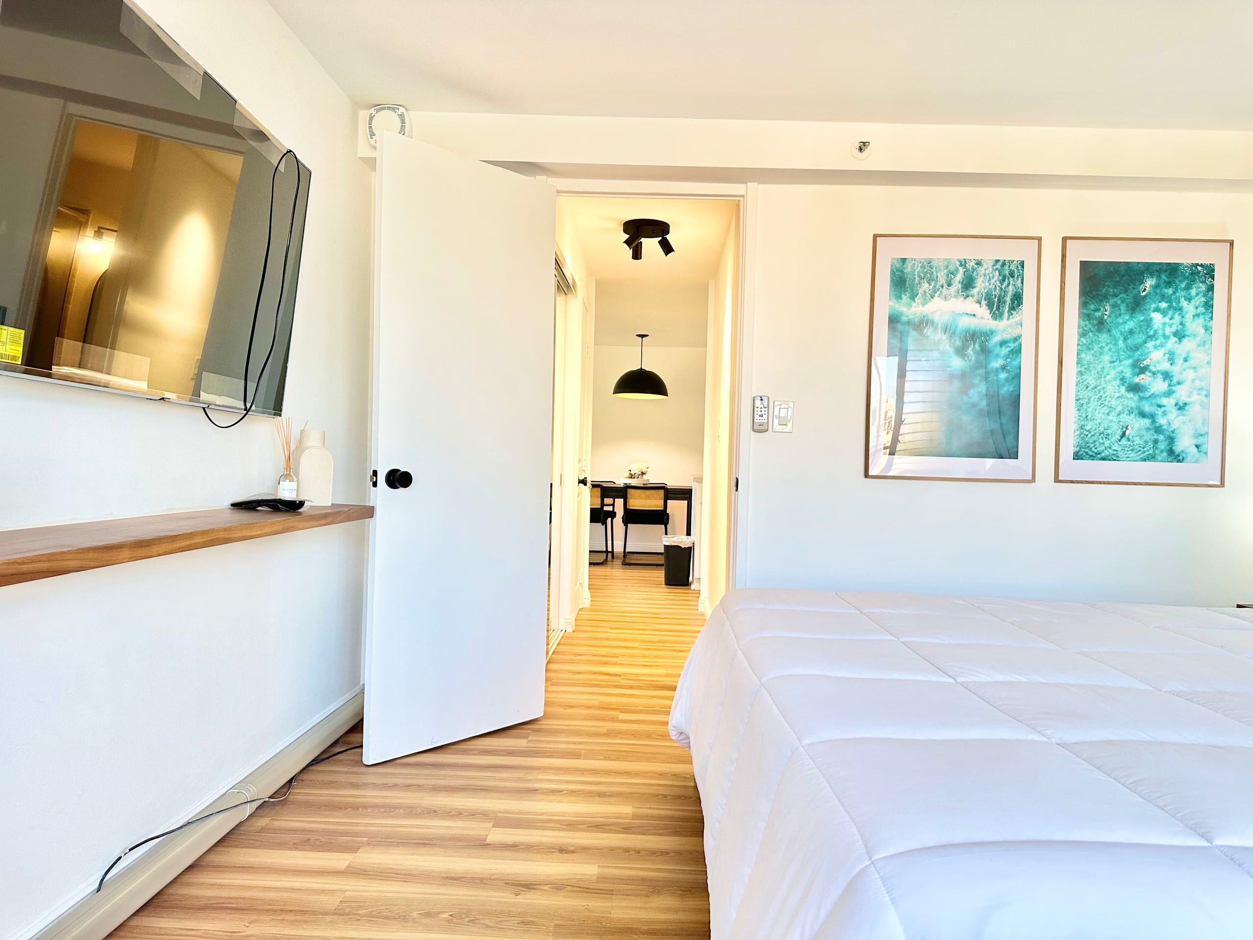 Oceanview Modern Gem: Central Waikiki Airbnb - Image 21
