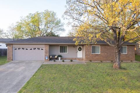 Convenient 3bed home in Alma
