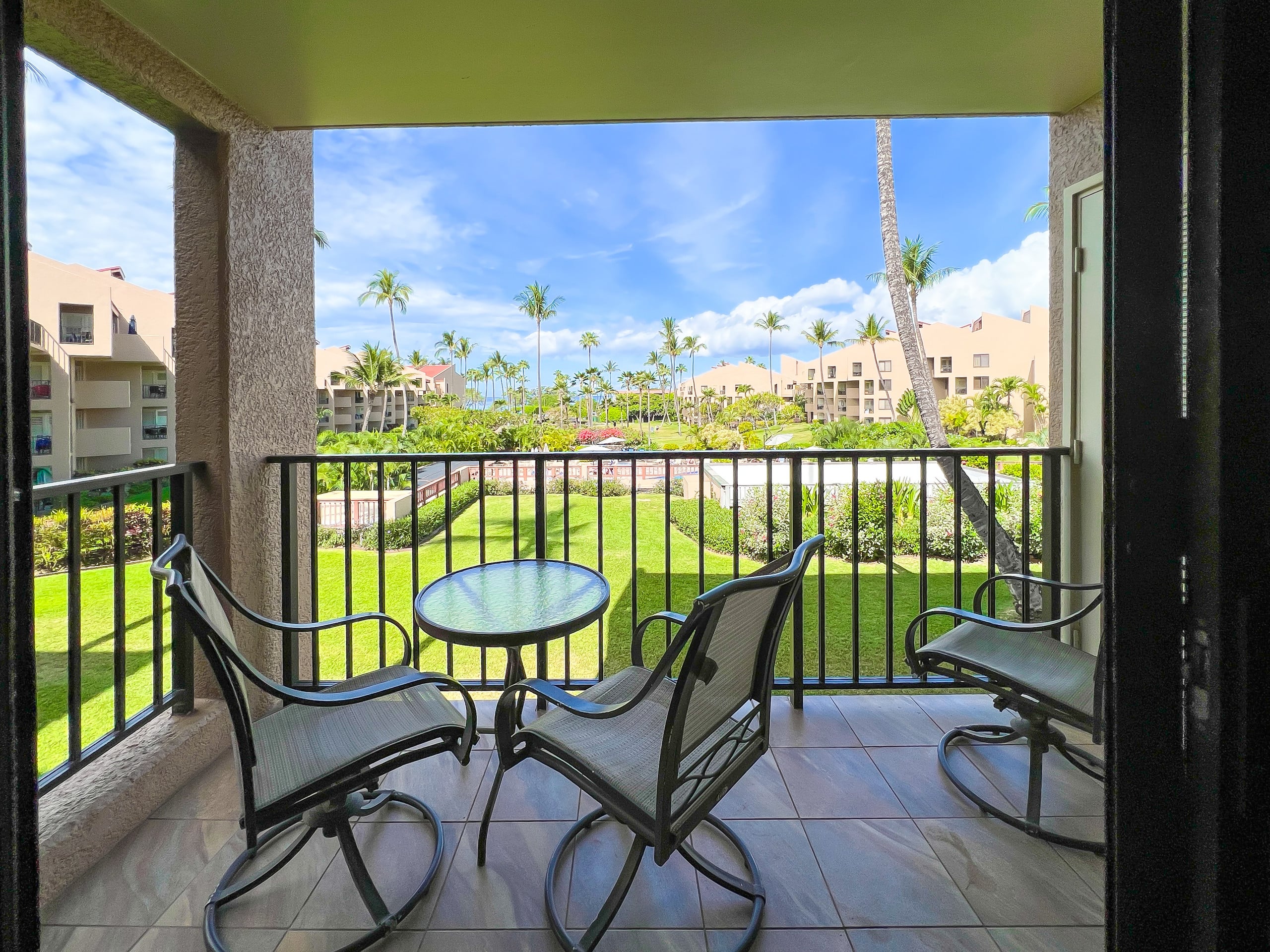 Condo in Kihei · ★4.92 · 1 bedroom · 3 beds · 2 baths - Image 28