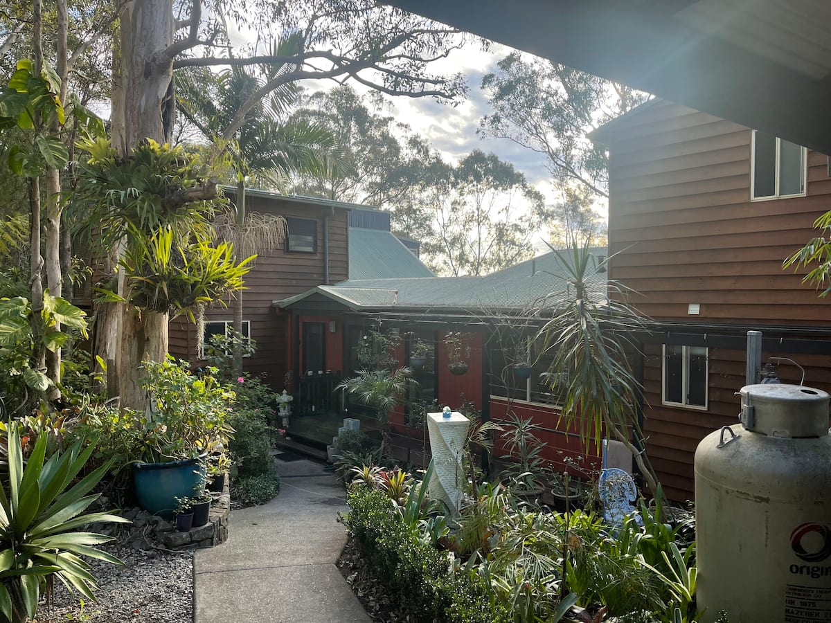 Tambaridge Airbnb at mountain — photo via the host's Airbnb listing