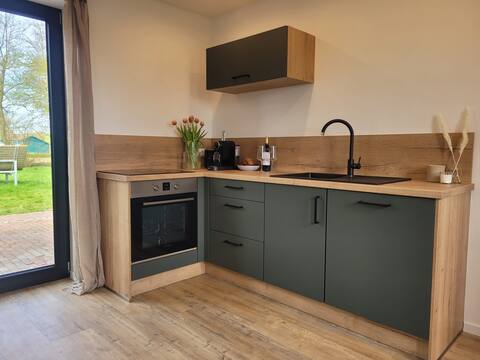 Popular Airbnb listing: reet1874 Apartment on the dike "Cornelia" in Neuharlingersiel