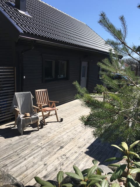 Holiday accommodation close to forest & beaches