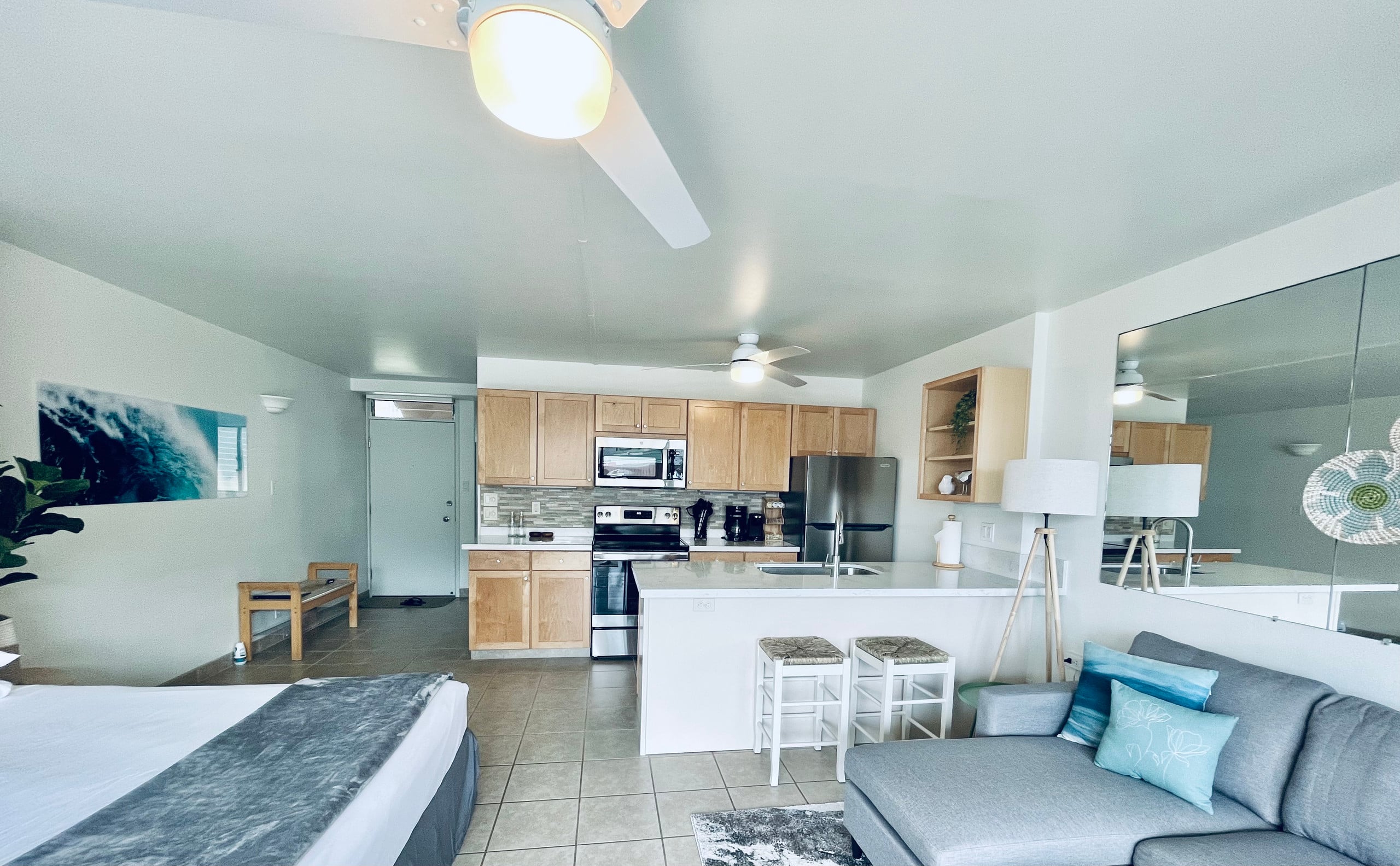 Next to Beach, Foods & Shops - Updated w/ View! - Image 35