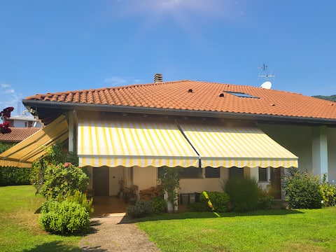 Popular Airbnb listing: Nido dei Gelsi, garden, near the lake free park in Verbania