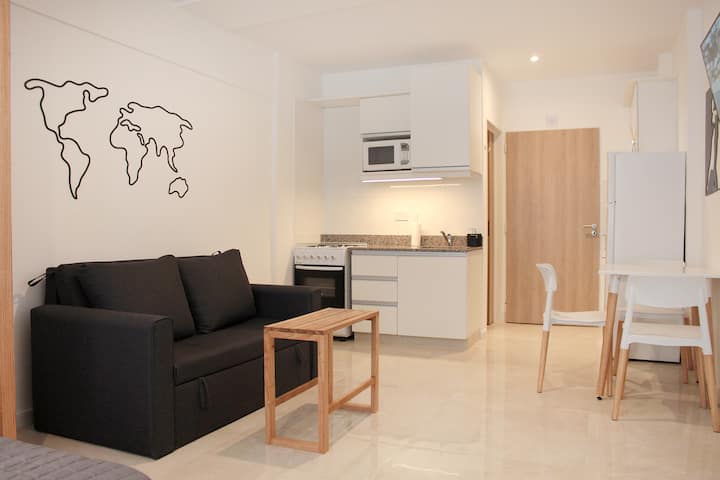 Новая квартира-студия для 3 человек в Monserrat