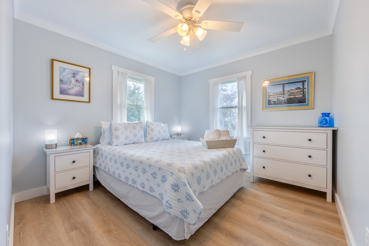 第三间卧室；标准双人床