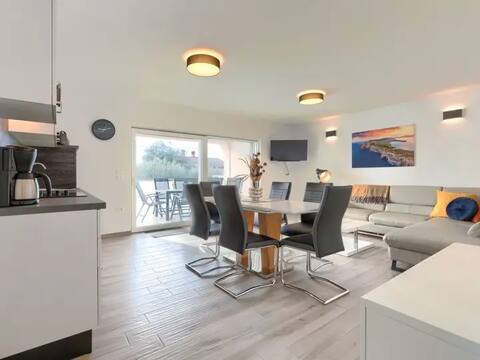 Successful Airbnb property: Villa Galici Ground floor 3 bedrooms, 2 bathrooms, terrace + heated pool in Murine